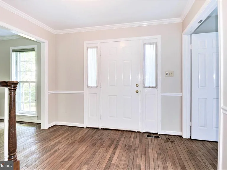 10322 Dunn Meadow Rd — Photo 9
