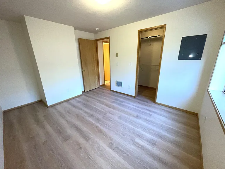 3433 McNary Pkwy #207 — Photo 23