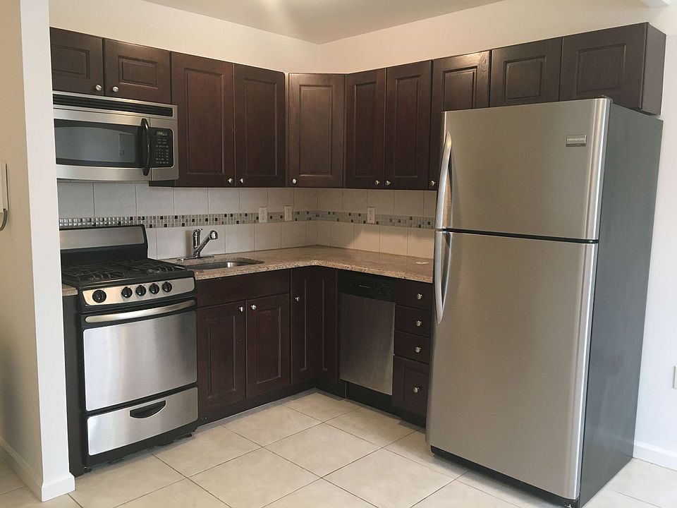 1st image of 3047 38th St APT 2F