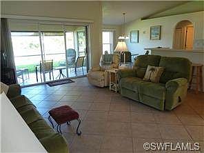 4th image of 208 SE 15th Pl
