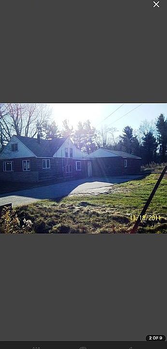 2nd image of 749 Wilson St