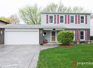 464 Collen Dr, Lombard, IL 60148