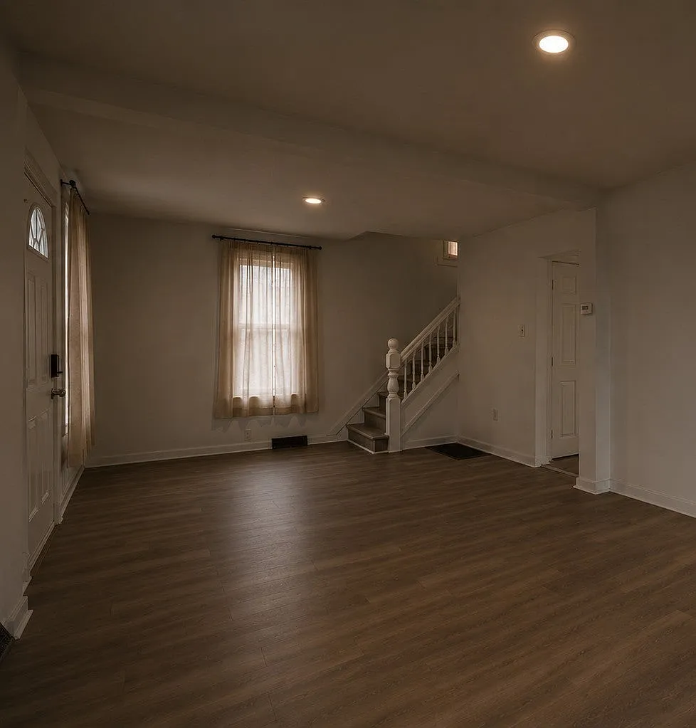 3 bed, 1.0 bath, 1367 sqft, $1,800 — Photo 3