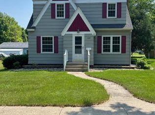 348 Park St, Tracy, MN 56175