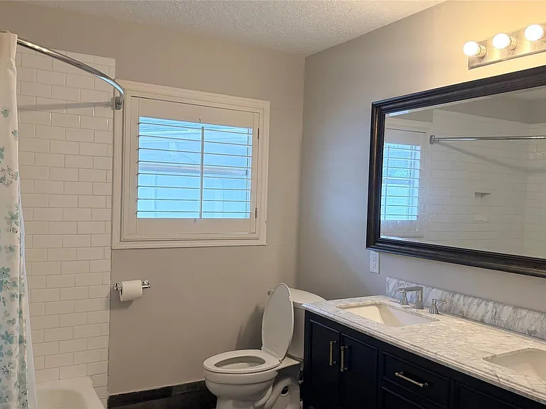 3310 N Braeswood Blvd — Photo 8