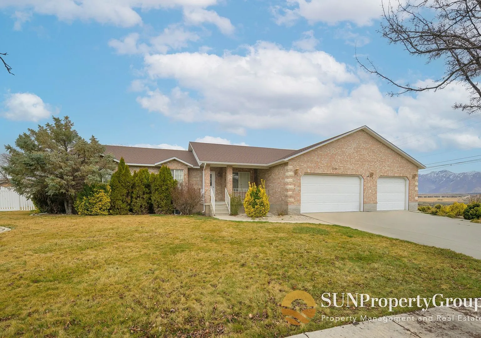 Large Basement Apartment in Great South Jordan Location! — Photo 1