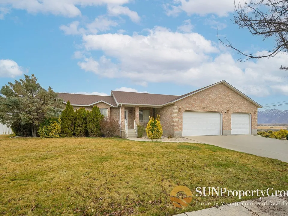 1316 W Kodiak Way