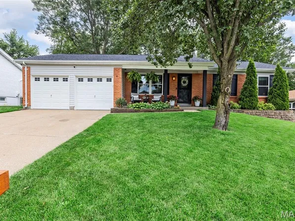 1512 Ticonderoga Dr, Saint Peters, MO 63376