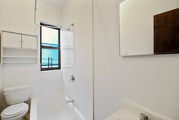 Rented by Keller Williams NYC | media 6