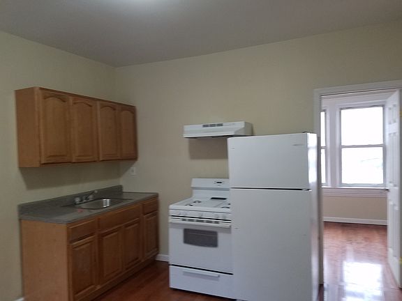 3rd image of 145-6 Liberty Ave #1A