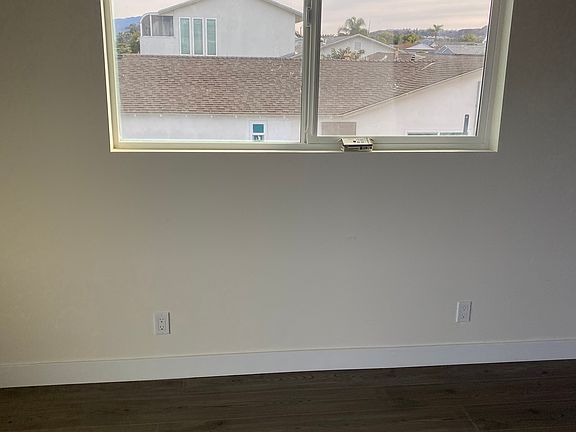 4th image of 4056 Chanute St