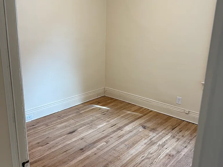 2206 Main St #2 — Photo 17