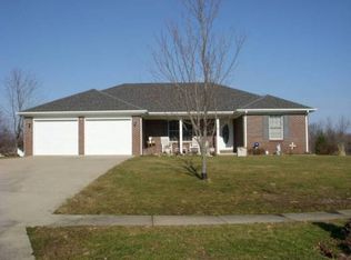 104 Lorah Ln, Junction City, KY 40440