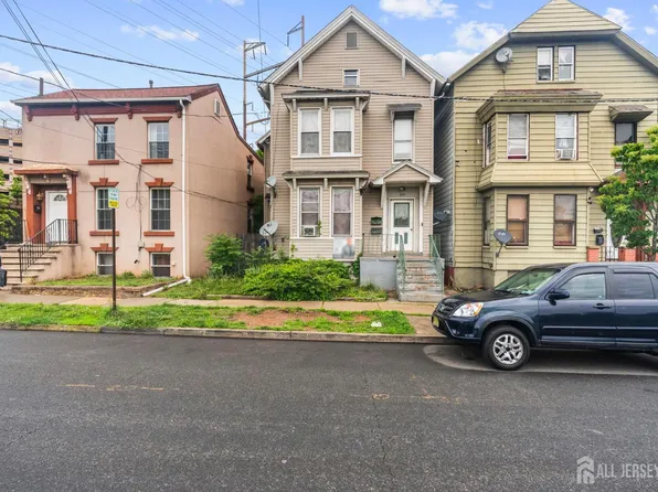 209 New St, New Brunswick, NJ 08901