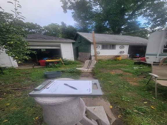 3rd image of 3031 Jackson St