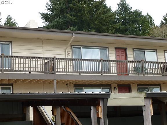 4th image of 2102 NW Kelly Dr APT 4