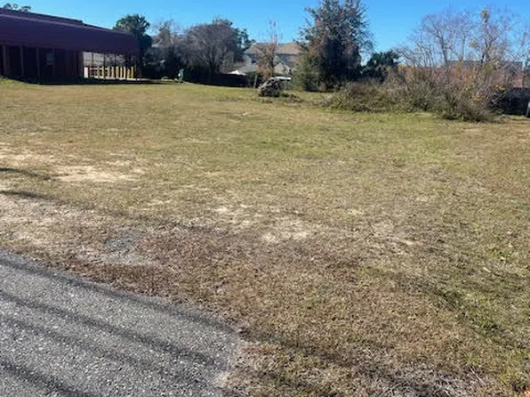 2518 Highway 77, Lynn Haven, FL 32444