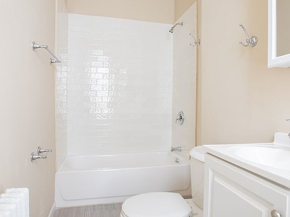 5th image of 2943 N Bartlett Ave #37910BF07
