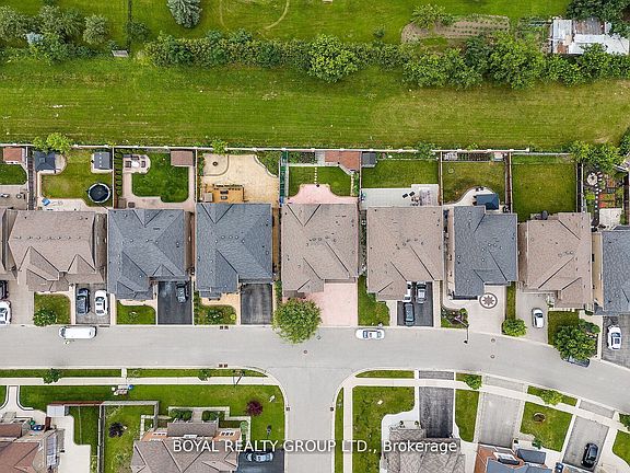 4th image of 80 Sleightholme Cres