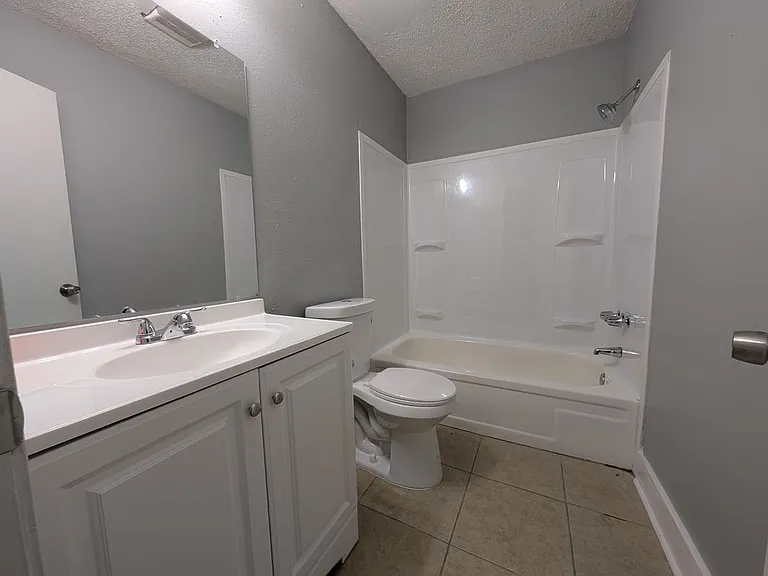 2113 S Sugar Ridge Dr — Photo 9