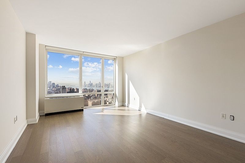 1st image of 125 W 31st St APT 53G