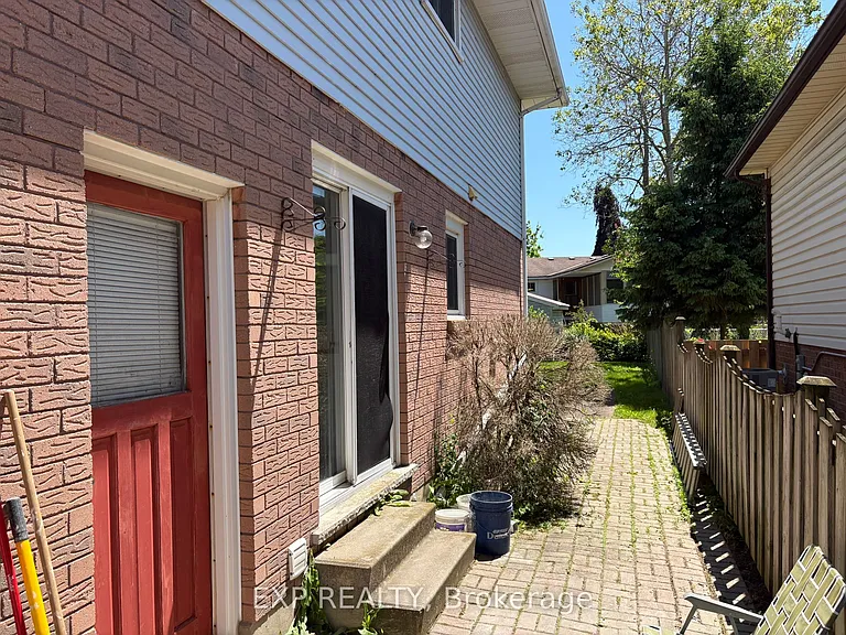 6199 Delta Dr — Photo 40