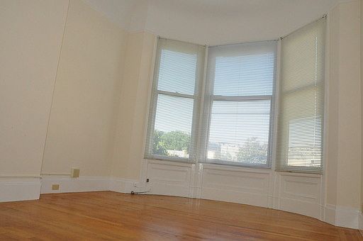 4th image of 163A Bartlett St