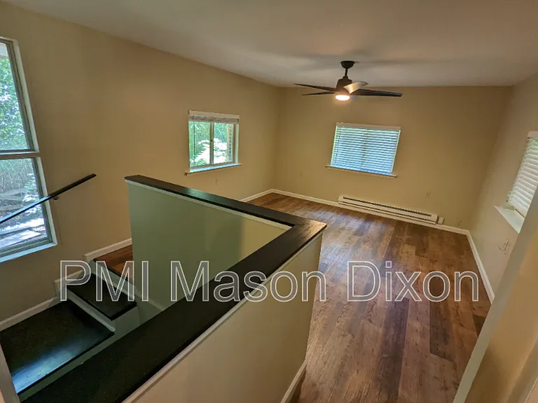 944 Fern Trl — Photo 13