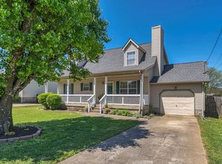 302 Shadylake Dr, La Vergne, TN 37086