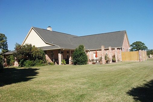 2nd image of 1592 County Road 3215
