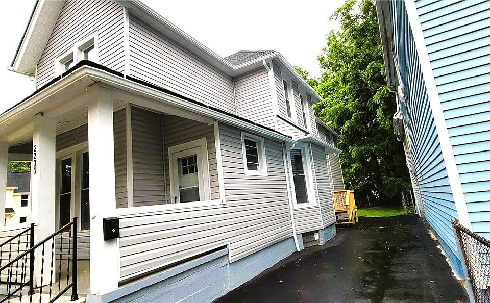 1st image of 2230 E 90th St