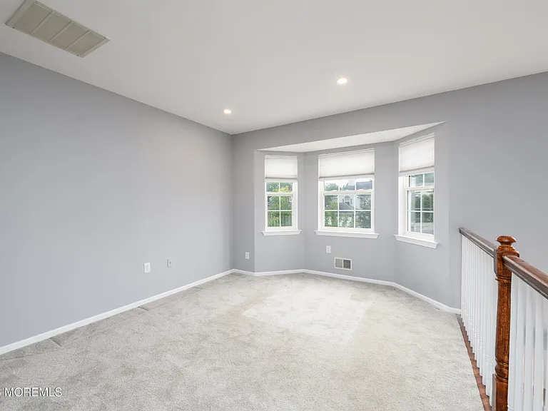 75 McKinley Dr — Photo 16
