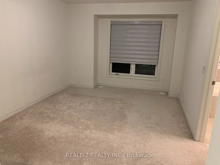 50 Edinburgh Dr #19 — Photo 16