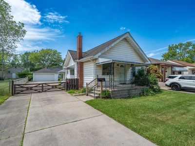 22079 Oakwood Ave, Eastpointe, MI, 48021