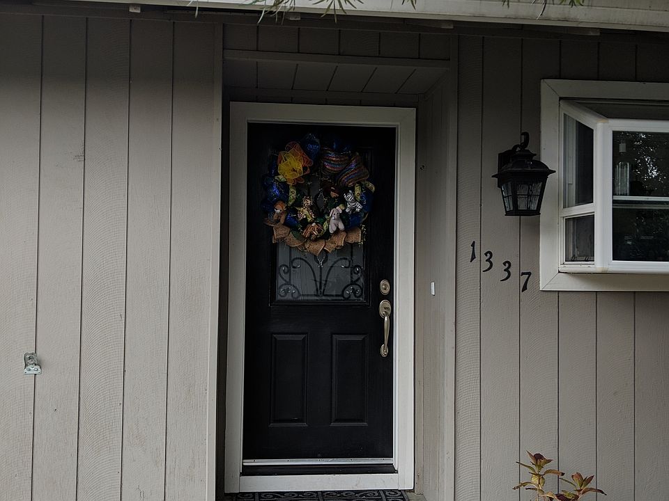 1st image of 1337 Essex Way