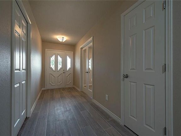 5th image of 1202 Prairie Wind Blvd