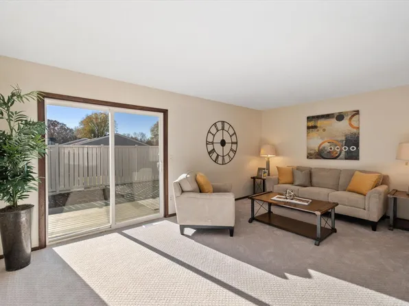 440 107th Ln NW, Coon Rapids, MN 55448