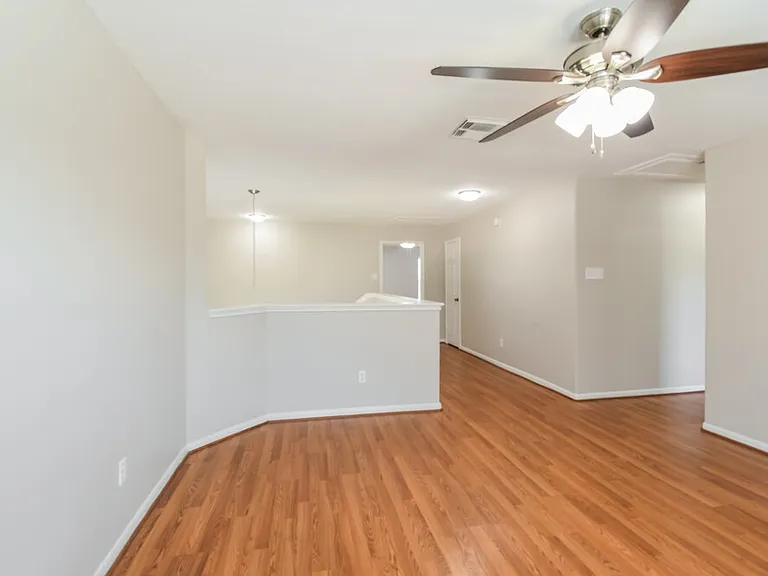 1060 Cabot Cv — Photo 10