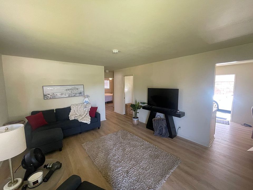 1st image of 178 Albert Pl