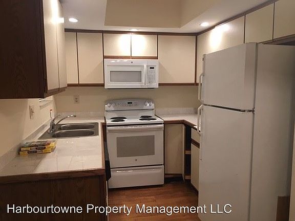 3rd image of 1688 Nantucket Ct #1803