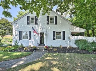 872 Country Club Rd, Camp Hill, PA 17011