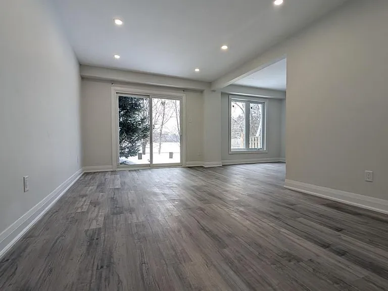 44 Lilac Ave — Photo 6