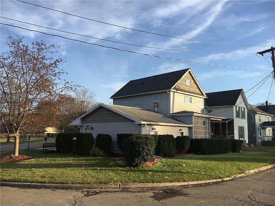 1st image of 28 Depot St