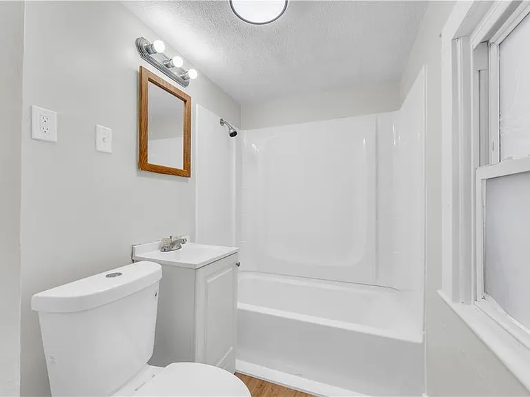 242 Orchard Ave #242 — Photo 6