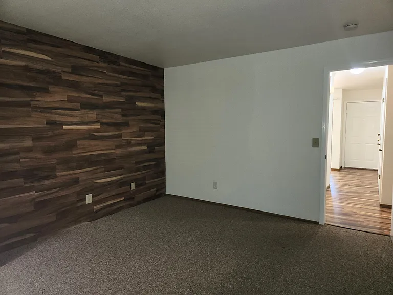901 Russell Ave #129 — Photo 19