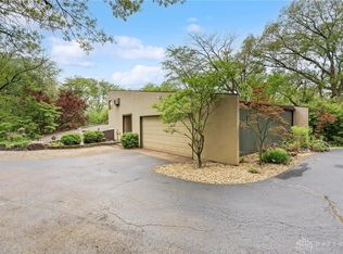 1940 Armstrong Rd, Fairborn, OH 45324