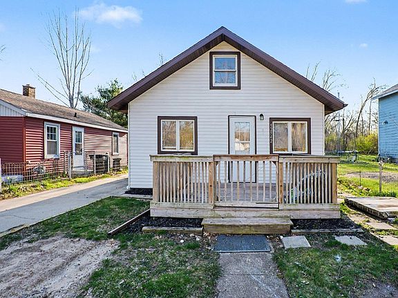 2nd image of 52942 Marks St