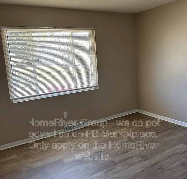 5929 Freeman Ave — Photo 5