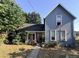 361 Warren St SW, Castle Rock, WA 98611
