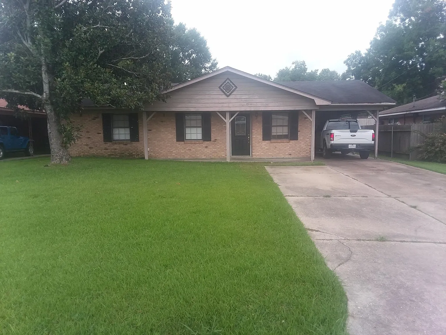 4 bed, 1.5 bath, 1650 sqft, $2,200 — Photo 2